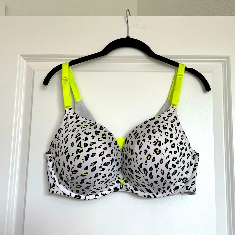 Torrid push up plunge neon leopard bra size 40DD